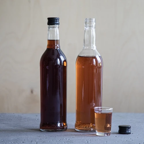 Butelka 500 ml slanciata, con tappo a vite nero, per vodka, 6 pz. - 9