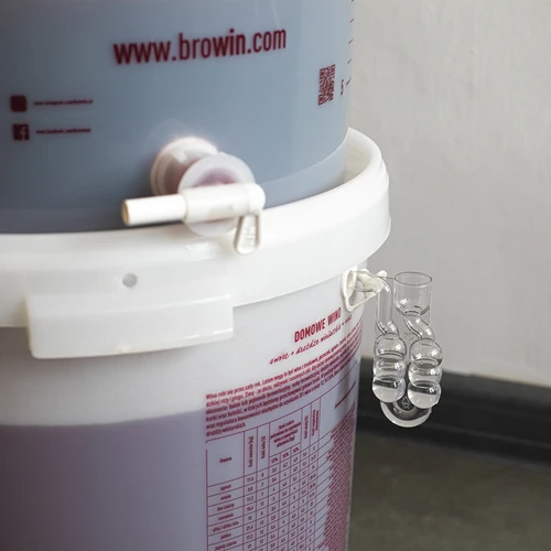 Gorgogliatore angolato per contenitori di fermentazione – infrangibile - 6