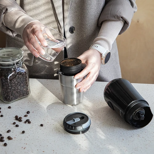 Macinacaffè – elettrico, a macine, con infusore e tazza termica - 17