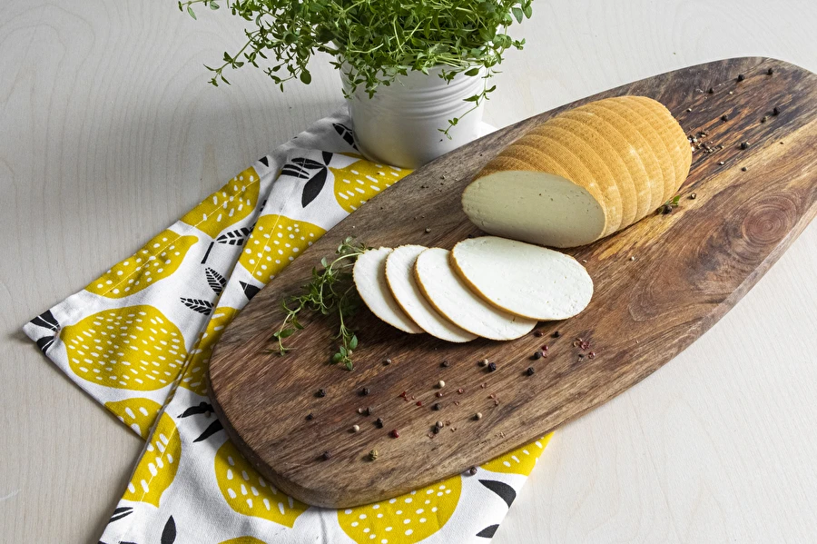 Browin Przepiśnik - Formaggio a caglio affumicato